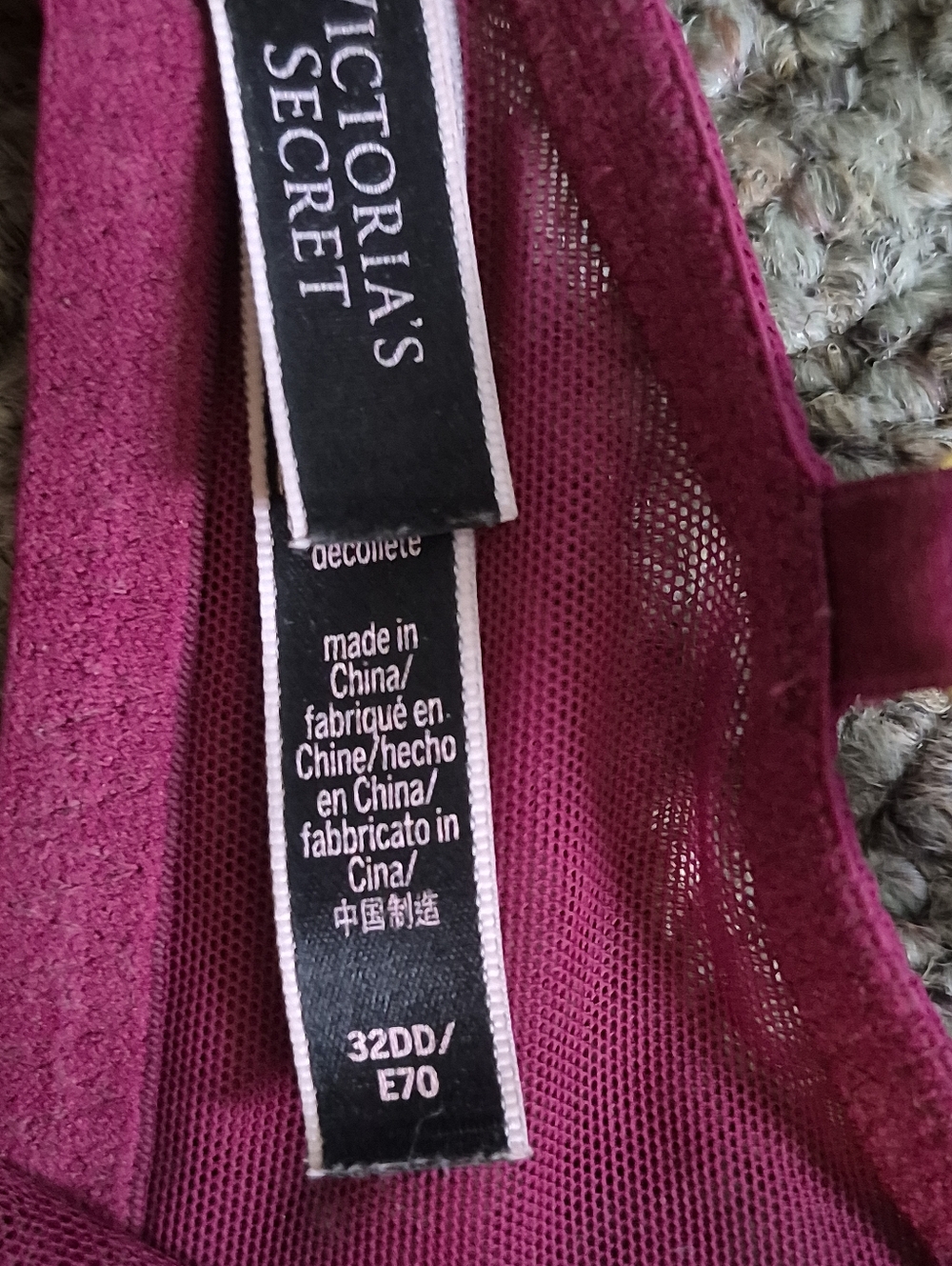 Victoria's Secret Very Sexy Unlined Embroidered Bra 32DD - Picture 6 of 6